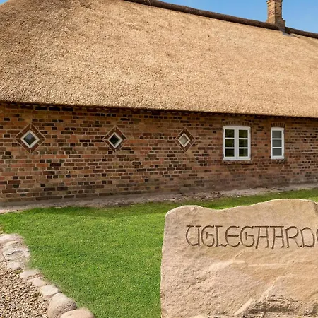 Lovely In Tim With Sauna *